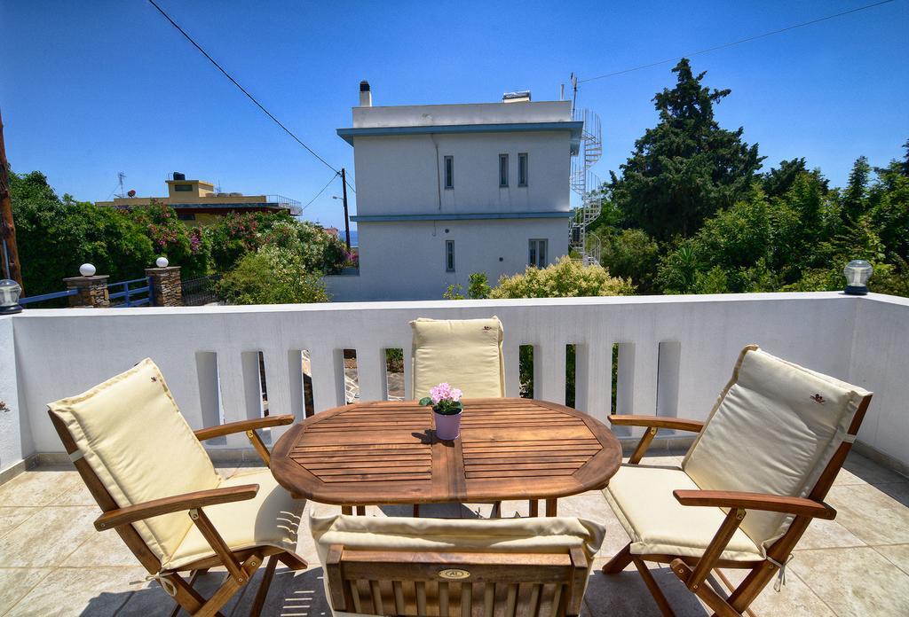 Peskesi Ikaria Apartment Agios Kirykos  Exterior photo